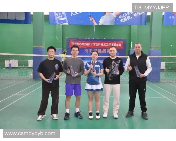 重庆羽毛球队荣登全国团队协作排行榜第三名展现卓越实力与团结精神